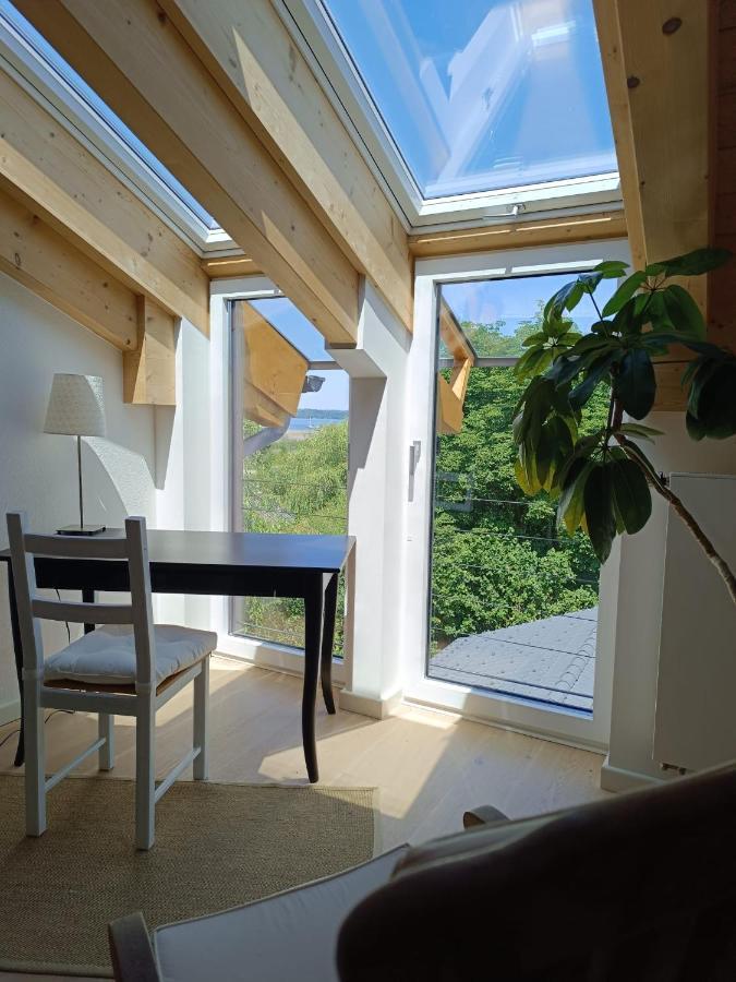 Apartment Unterm Dach Mit Kleinem Seeblick Münsing Εξωτερικό φωτογραφία